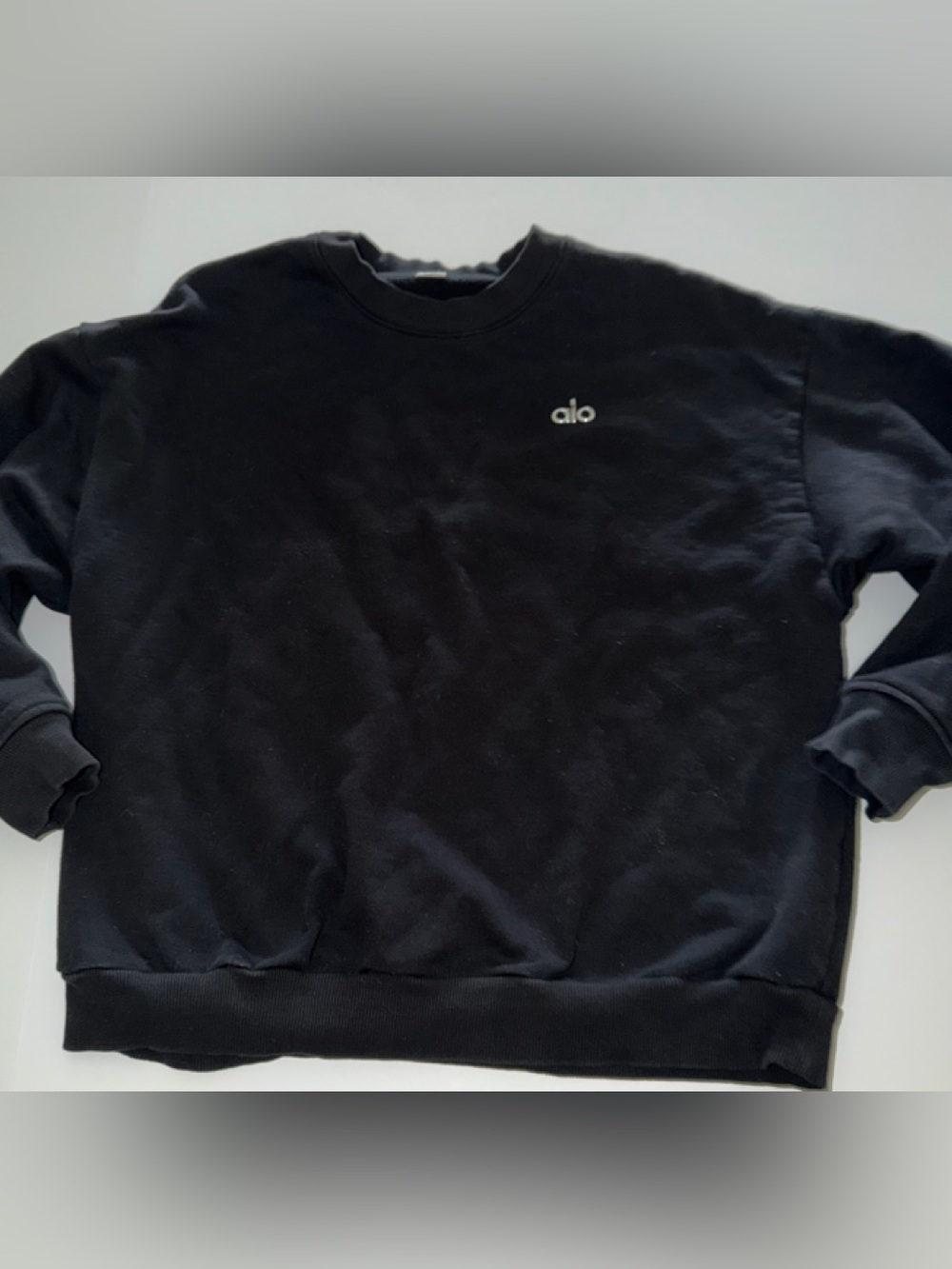 Alo Yoga accolade crew neck sweatshirt